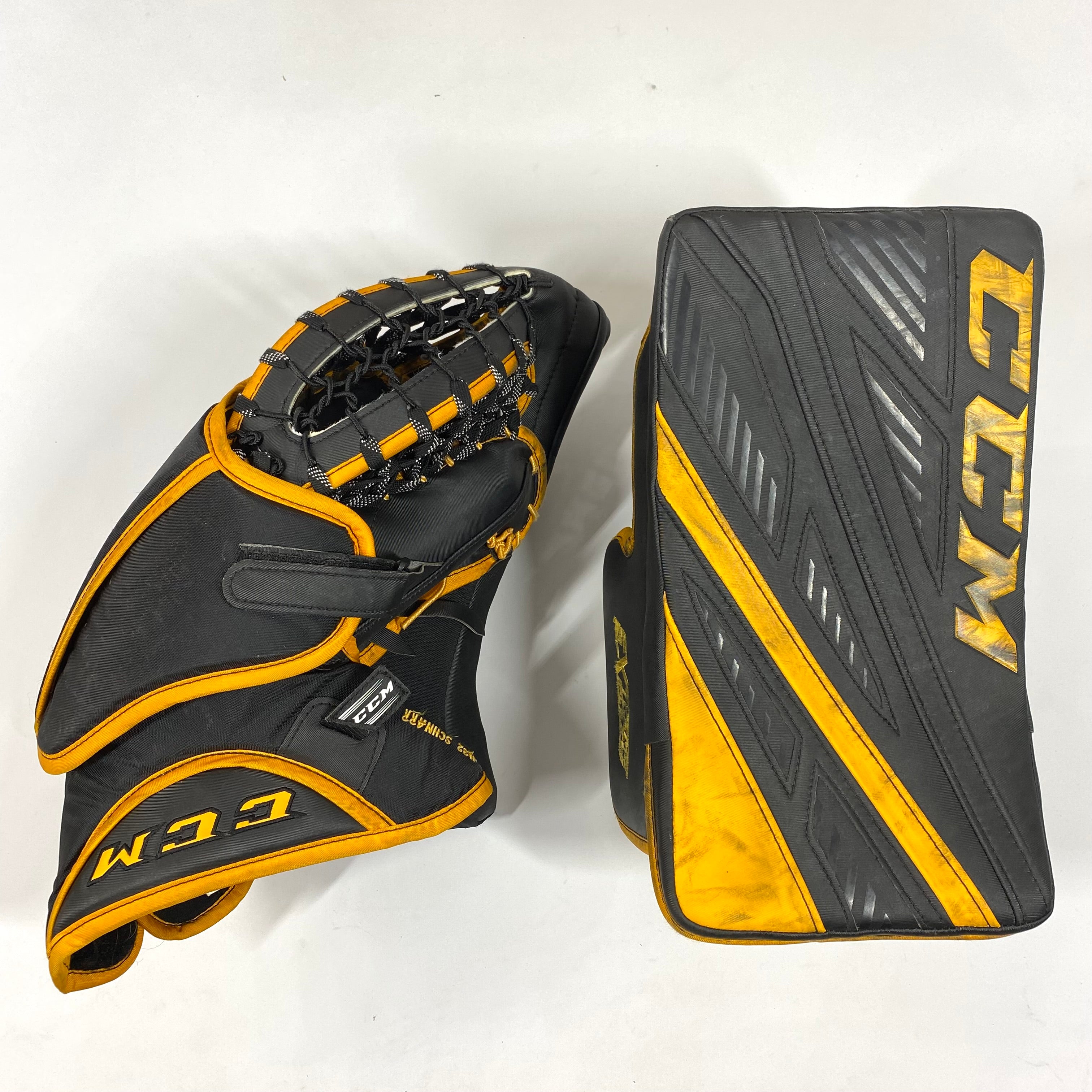 CCM Extreme Flex IV - Ensemble complet de gardien de but Pro Stock d'occasion (noir/jaune)